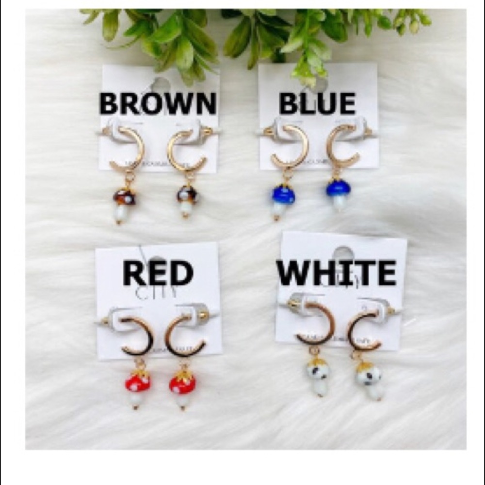 NWT Boutique Glass Mushroom Huggie Hoop Earrings Gold White Blue